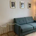 Cocon Chic Parisien Niche Au Coeur De Montmartre