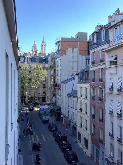 Apartment Cocon Chic Parisien Niche Au Coeur De Montmartre Paris